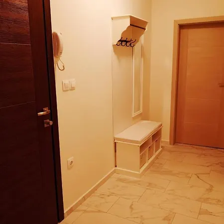 Apartment Maria Luiza *